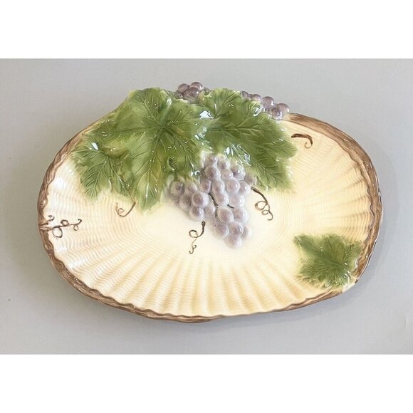Unmarked Other - Majolica Platter Grapes 10.5x7.5” Leaves Plate Dish Oval Clamshell Pottery